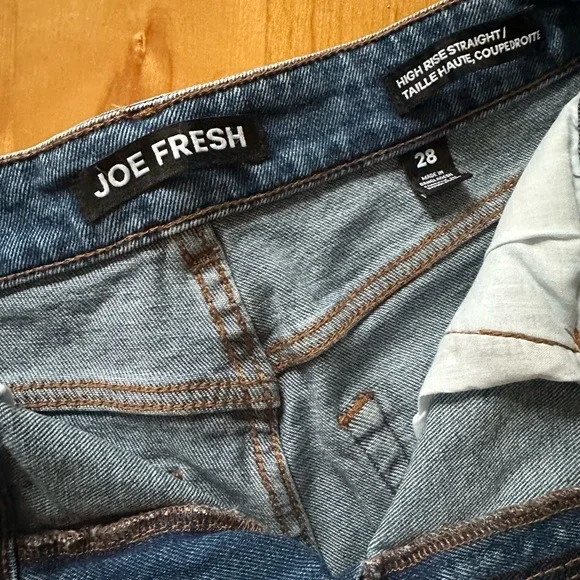 Joe Fresh High Rise Straight Jeans - Picture 3 of 3